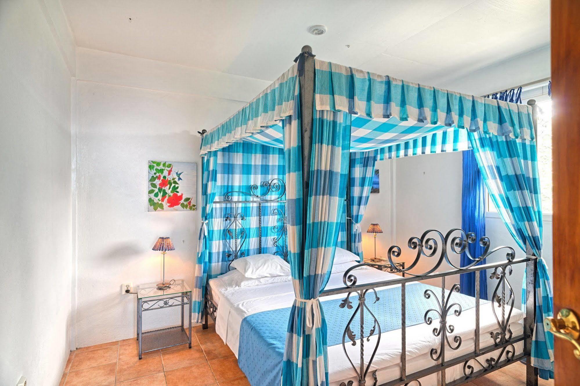 Caribbean Sea View Holiday Apartments Méro Kültér fotó
